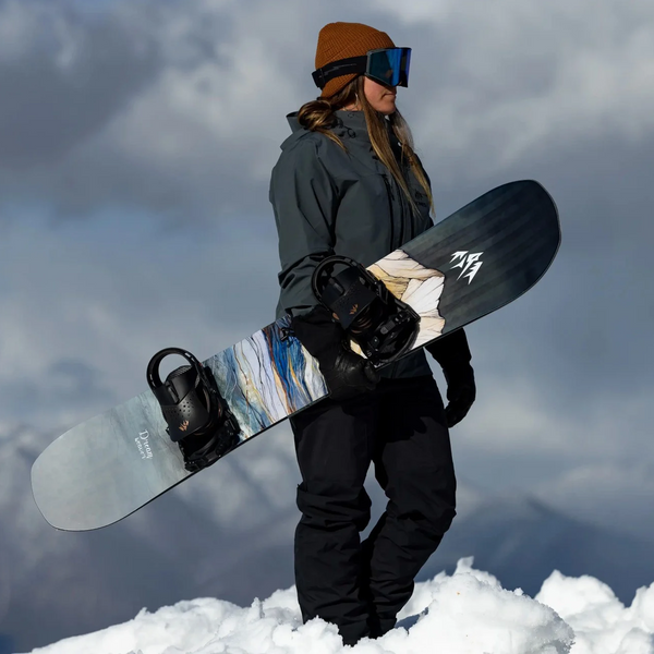 JONES WOMENS DREAM WEAVER SNOWBOARD | Salty Peaks Snowboard Shop