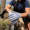 Giro Women's La DND Gel Glove on rider