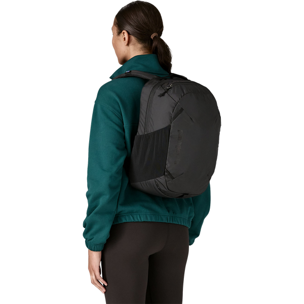 Atom Day Pack 24L – Sports Basement