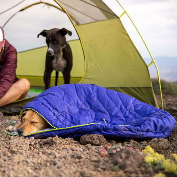 Ruffwear dog hot sale sleeping bag