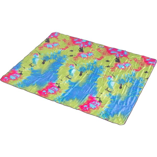 http://shop.sportsbasement.com/cdn/shop/products/eno_fieldday_blanket_tiedye_grande.png?v=1611968140