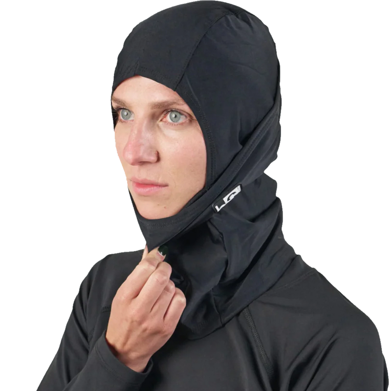 The Hood, Blackstrap The Hood around neck