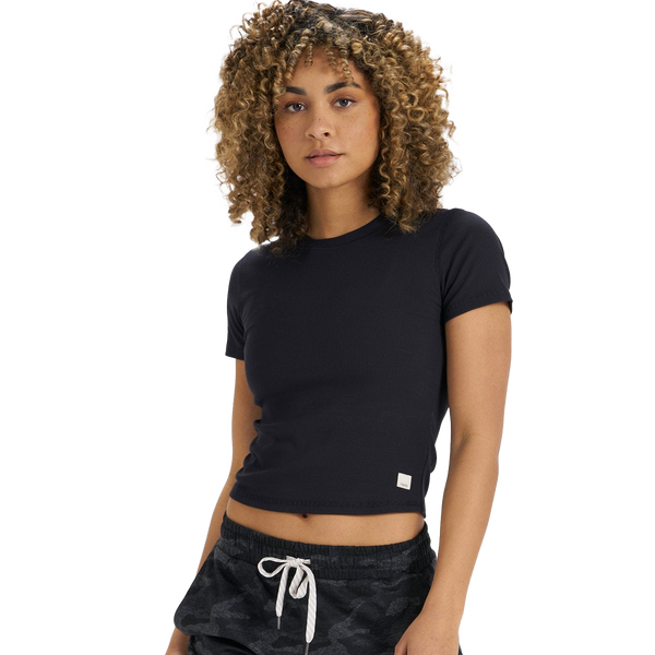 Vuori Women's Pose Fitted Tee