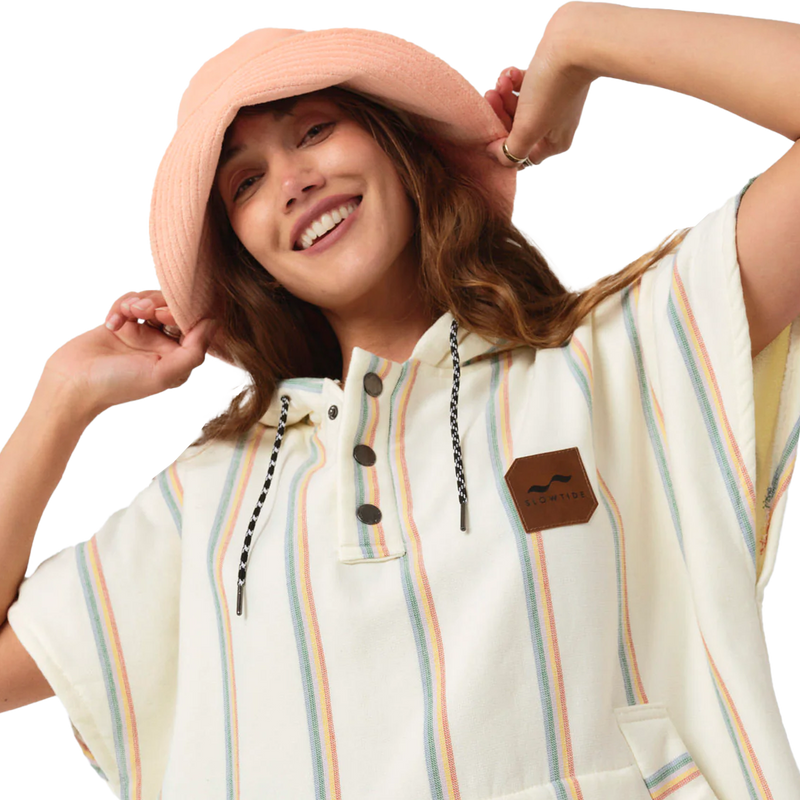 Fouta Lightweight Turkish Poncho, Slowtide Changing Poncho logo