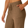 Beyond Yoga Women's Free Style Pant pocket