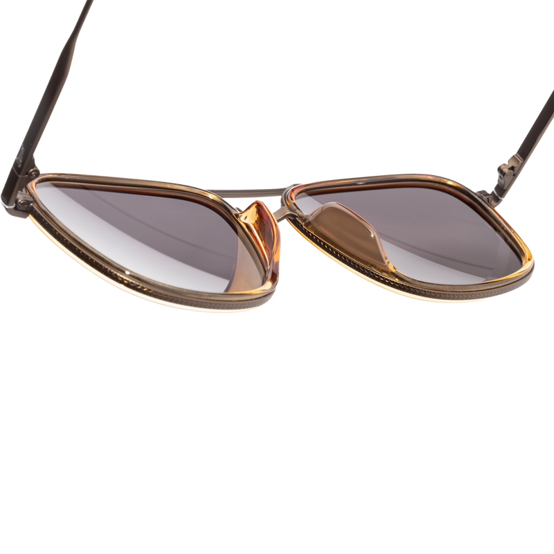 Estero, Sunski Estero nosepiece