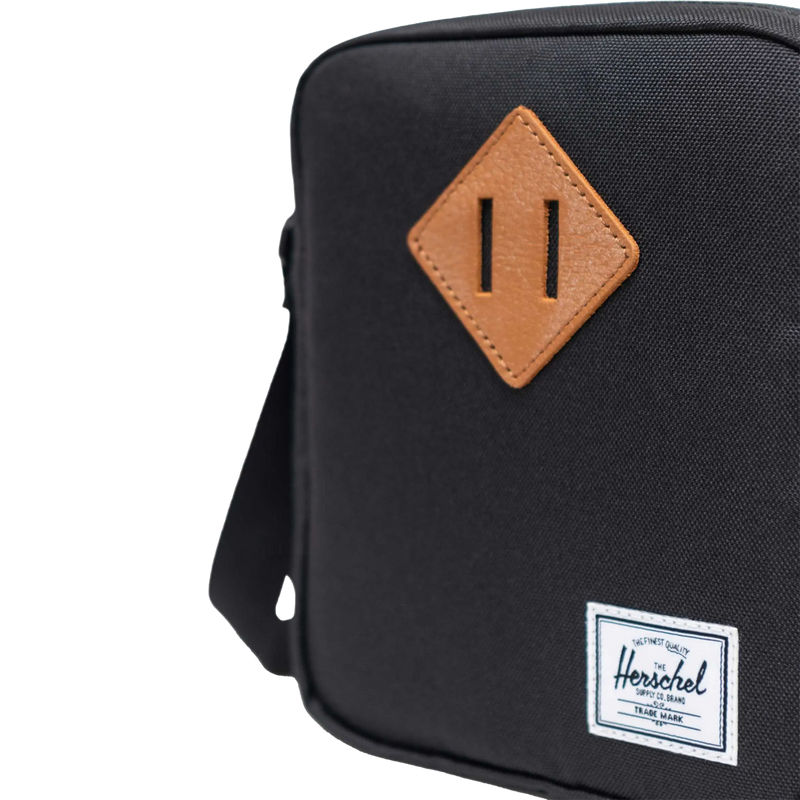 Herschel Heritage Crossbody 2.6L – Sports Basement