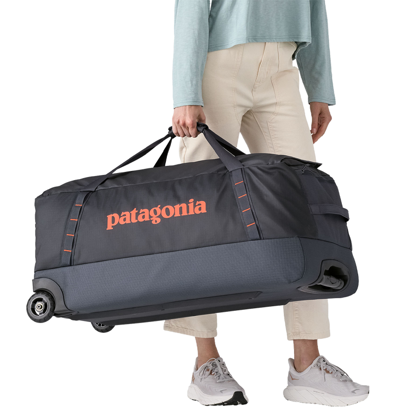 Black Hole Wheeled Duffle Bag 100L – Sports Basement