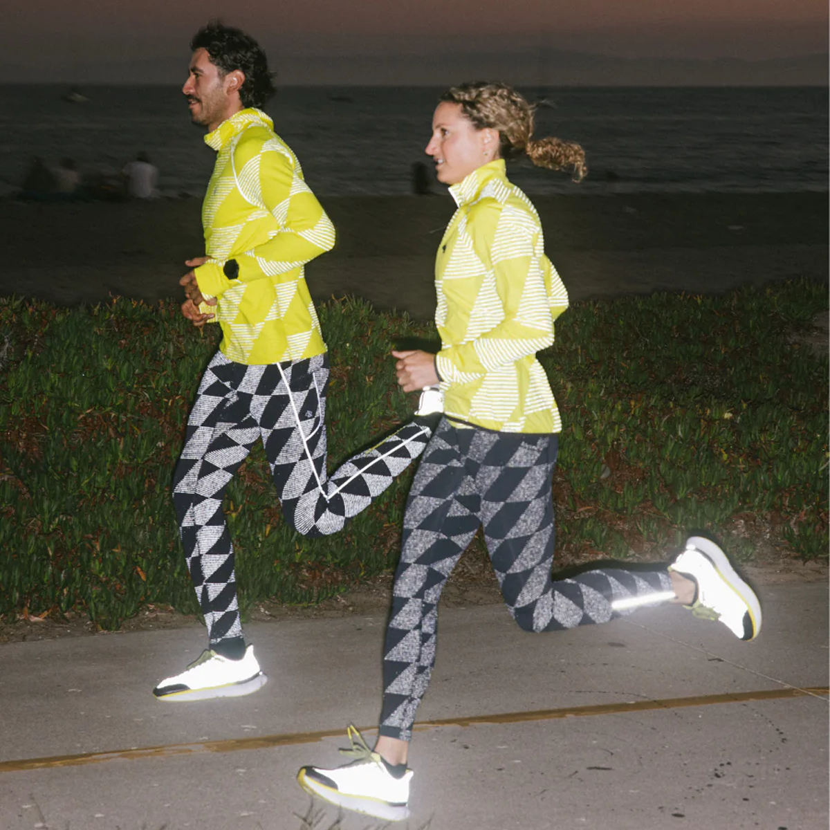 Women's Low Light Speed Tight alternate view