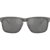 Oakley Holbrook Polarized in Woodgrain/Prizm Black front