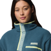 Columbia Women's Helvetia II Cropped 1/2 Snap Pullover in 429-Everblue collar