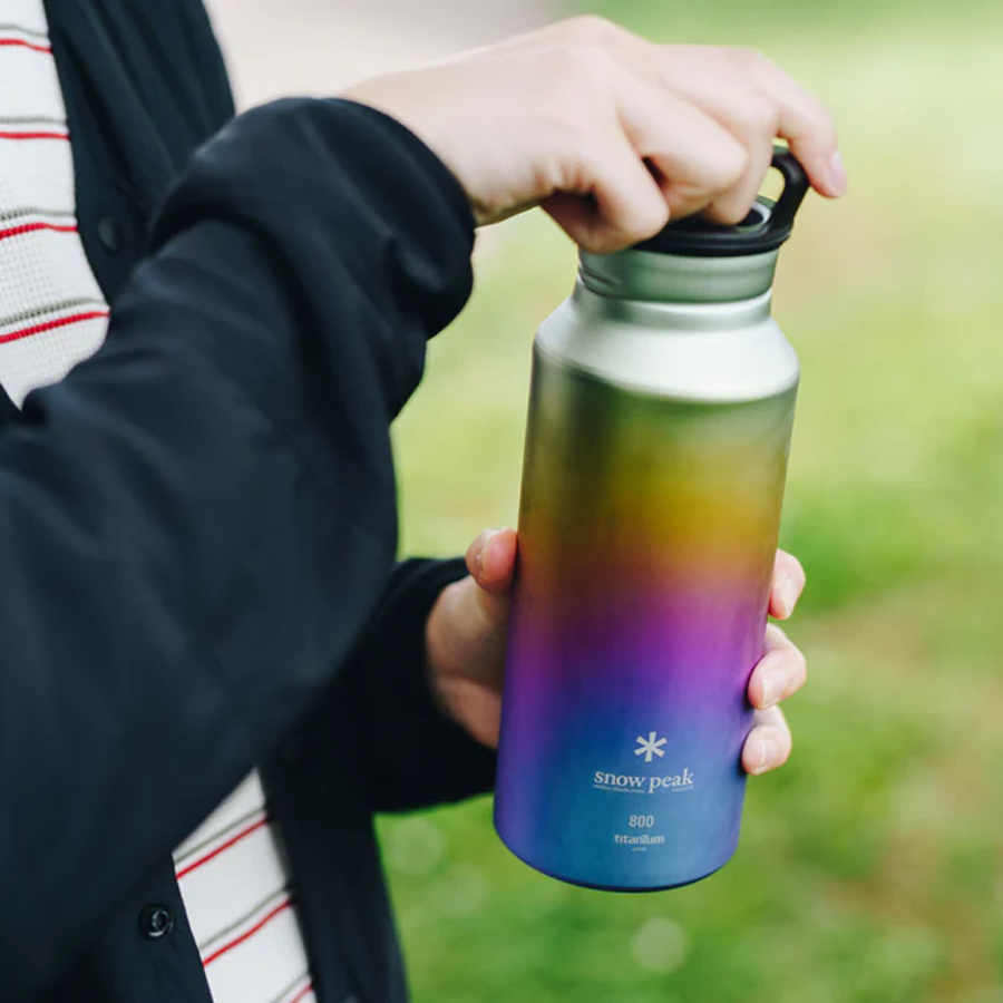 Titanium Aurora Bottle 800 alternate view
