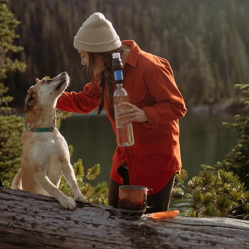 Sawyer Squeeze Water Filter System, Sawyer Sawyer Squeeze Water Filter System on bottle