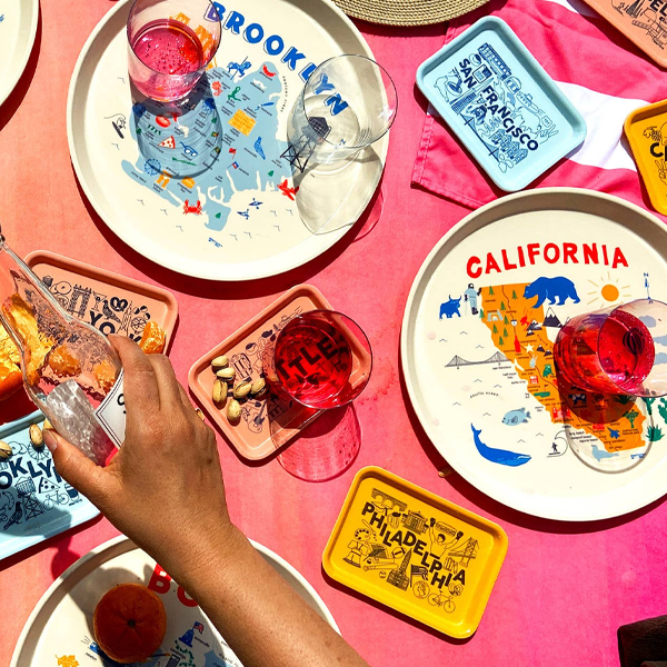 California Round Tray, Maptote California Round Tray with other trays