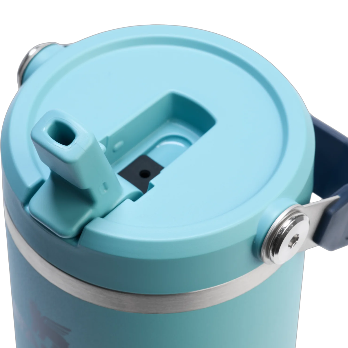 The IceFlow Flip Straw 2.0 Tumbler 30 oz alternate view