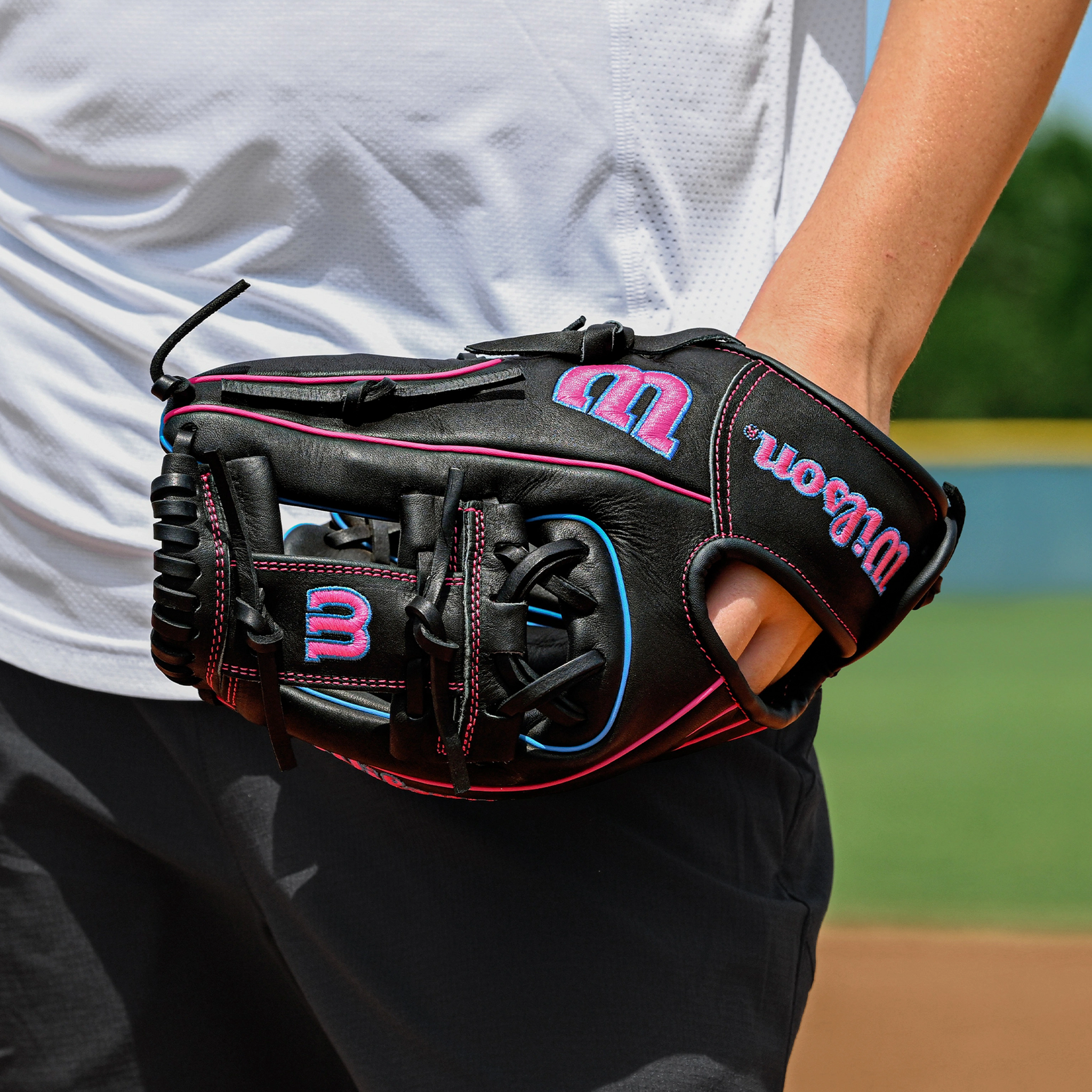 2026 A1000 DP15 11.5” Infield Baseball Glove alternate view