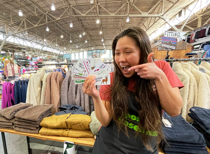 The one-size-fits-all choice: Gift cards!