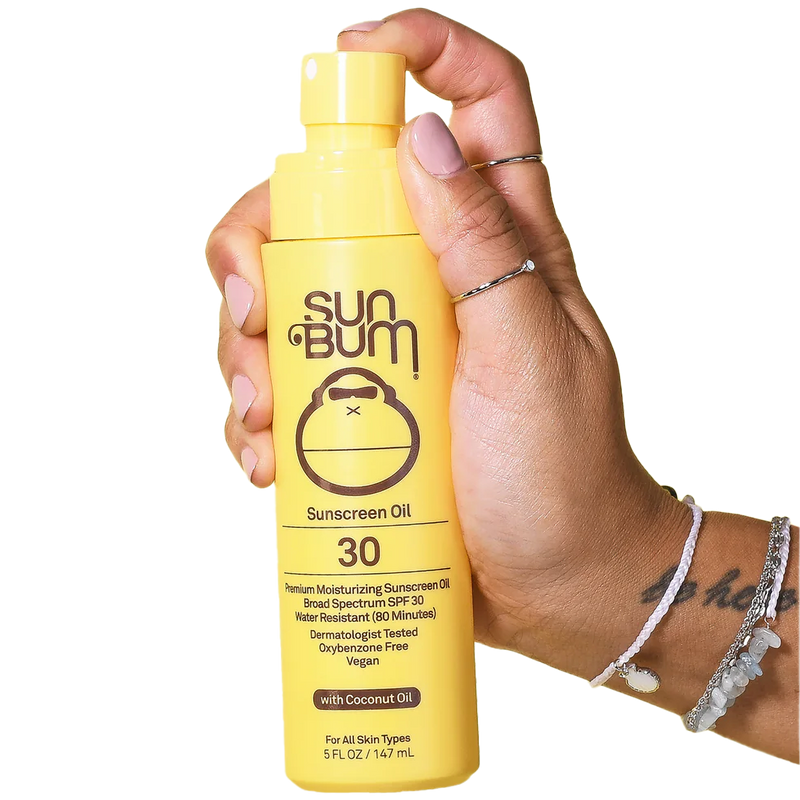 Sunscreen Oil SPF 30, Sun Bum Sunscreen Oil SPF 30 spraying