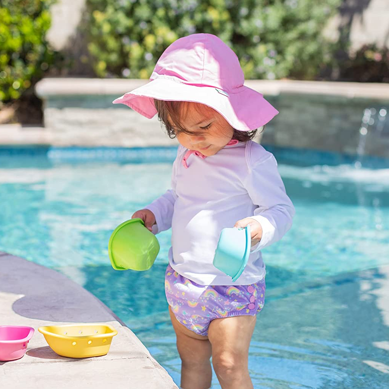 Youth Brim Hat, i play Youth Brim Hat on toddler