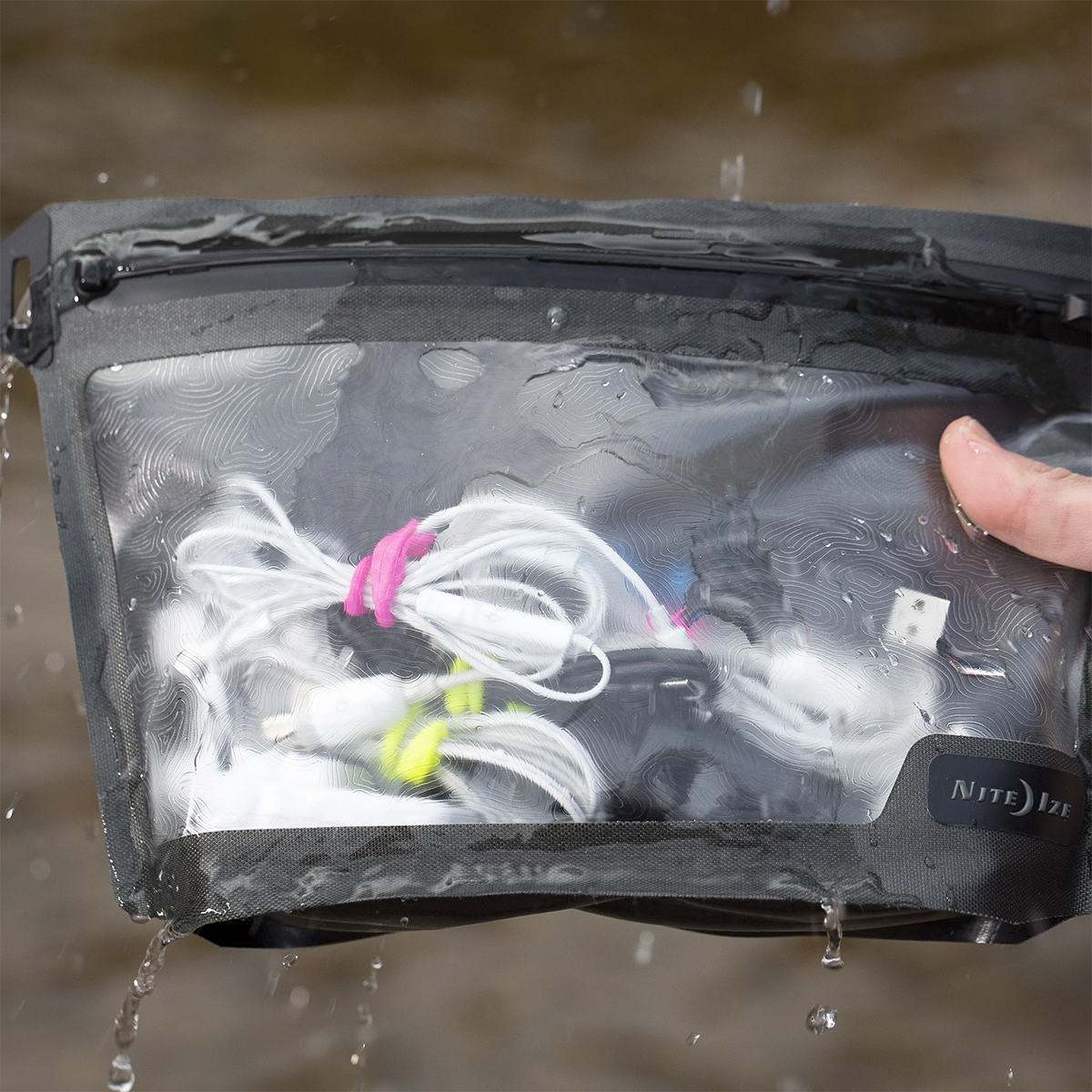 RunOff  Waterproof 3-1-1 Pouch alternate view