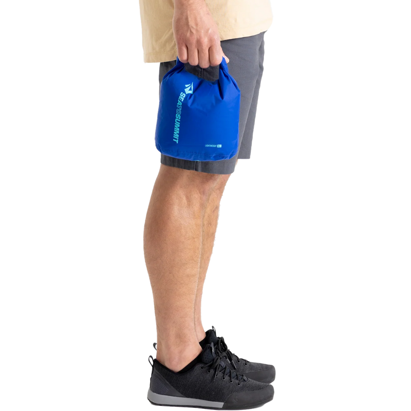 Lightweight Dry Bag 3L, Sea to Summit Lightweight Dry Bag 3L carry