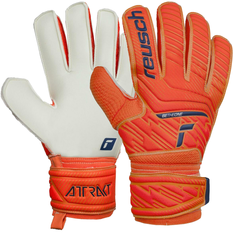 Attrakt Solid 22 Glove, Featured Image